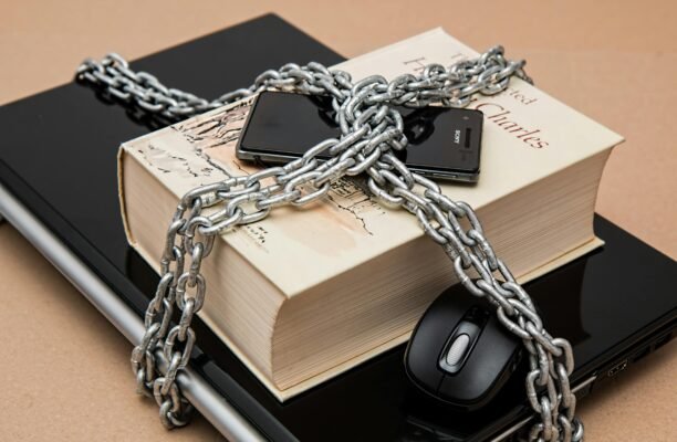 Setting Strong Passwords for Online Accounts